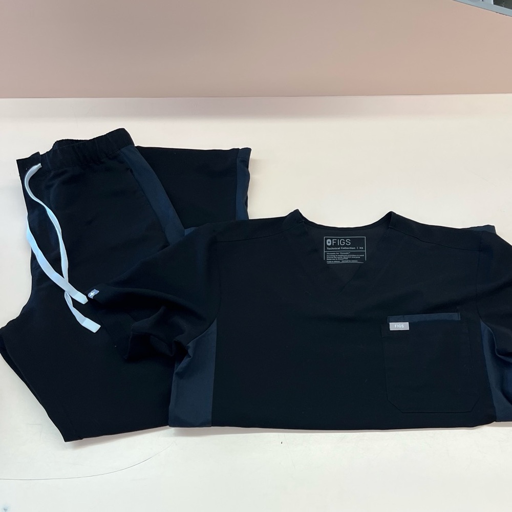 Figs Men Scrub Set Size XS